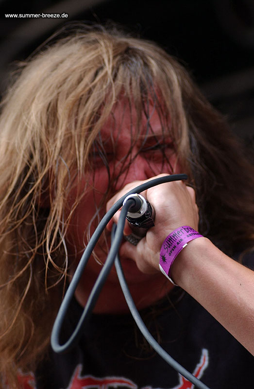 Bild eines Mitglieds der Band Final Breath beim Live Auftritt auf dem Summer Breeze 2003.